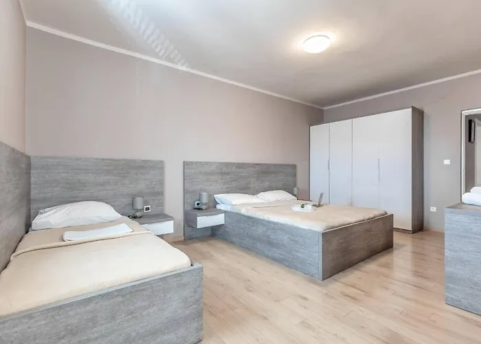 Paradiso, No 2 Lejlighed